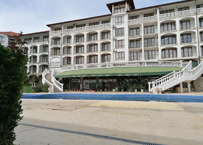 Aparthotel Triumph Village Sveti Vlas