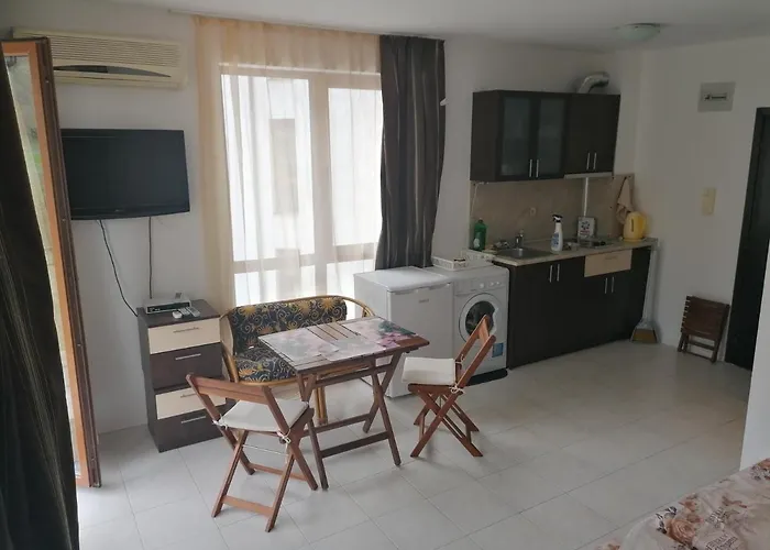 Triumph Village Aparthotel