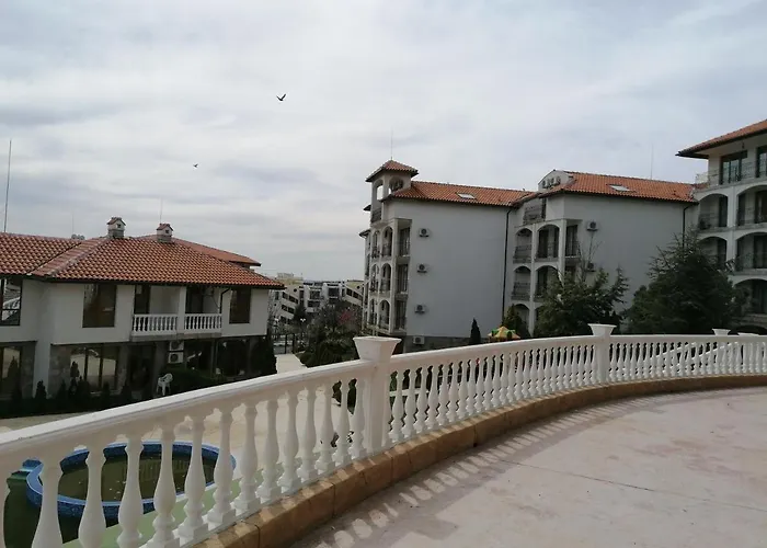 Triumph Village Aparthotel Sveti Vlas