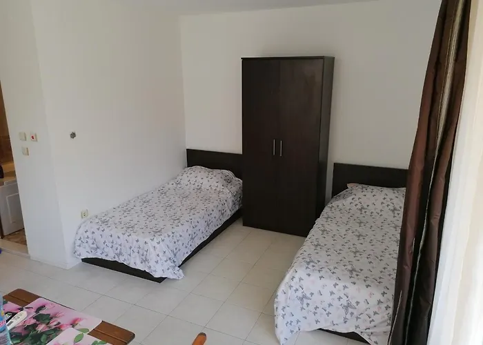 Triumph Village Aparthotel Sveti Vlas