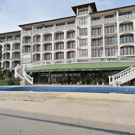 Aparthotel Triumph Village Sweti Wlas