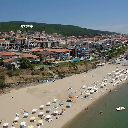 Aparthotel Triumph Village