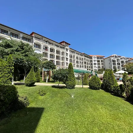 Triumph Village Aparthotel 4*