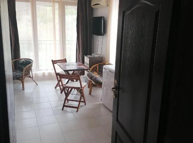 Aparthotel Triumph Village 4*